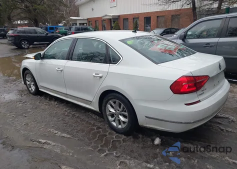 2016 Volkswagen Passat 1.8T S из США, поврежденный, VIN 1VWAT7A32GC009947